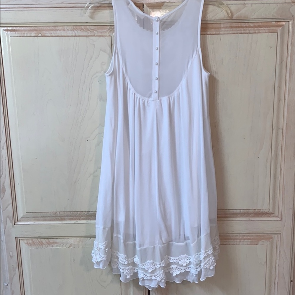 Flowy shift dress - Picture 2 of 5